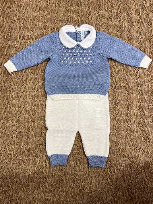 Completo due pezzi con punto  smock pura lana