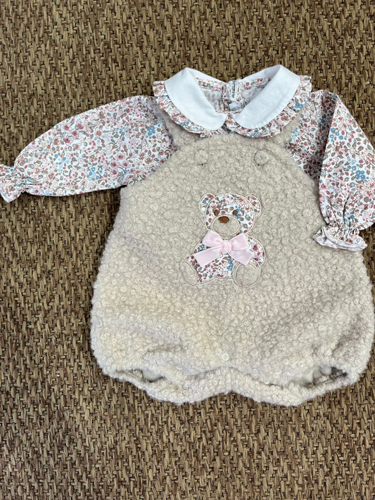 Pagliaccetto con camicia fiorata
